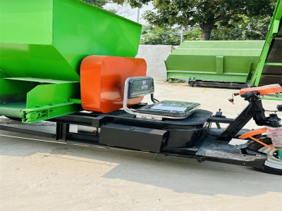 養(yǎng)殖，從選對電動撒料車開始，別再辛苦了！