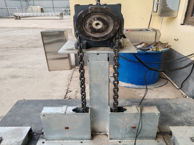 自動(dòng)清糞機(jī)會(huì)讓你的牛場(chǎng)變?cè)悖?></div>
								</a></li>
													</ul>
						<div   id=